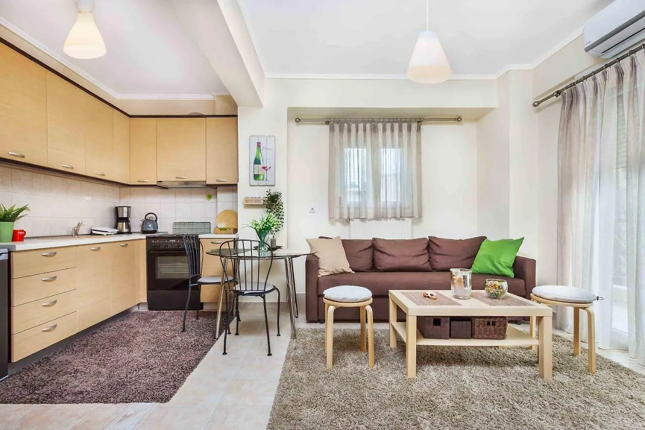 Nikopolis Bus Corner Apartment Thessaloniki